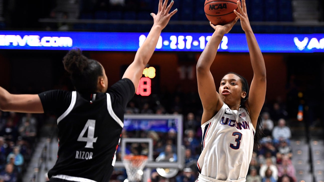 UConn's Walker to forgo senior year, enter WNBA draft