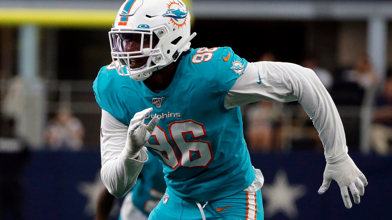 Chiefs sign former first-round pick Charlton to help defense