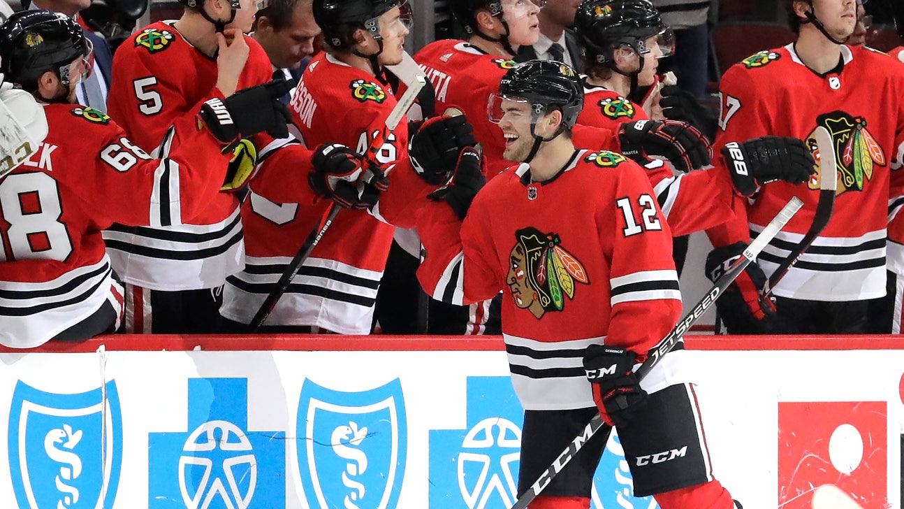 DeBrincat helps Blackhawks top Oilers to win 4th straight