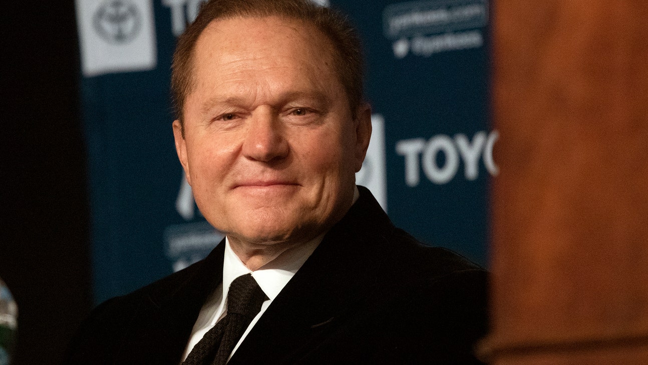 Boras to clients in memo: Don't bail out baseball owners