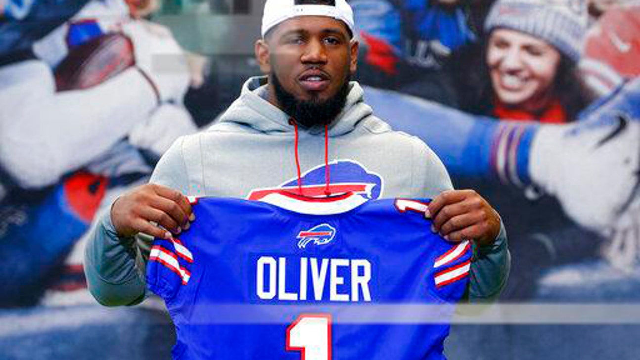 Buffalo Bills' Oliver charged with drunken driving in Texas