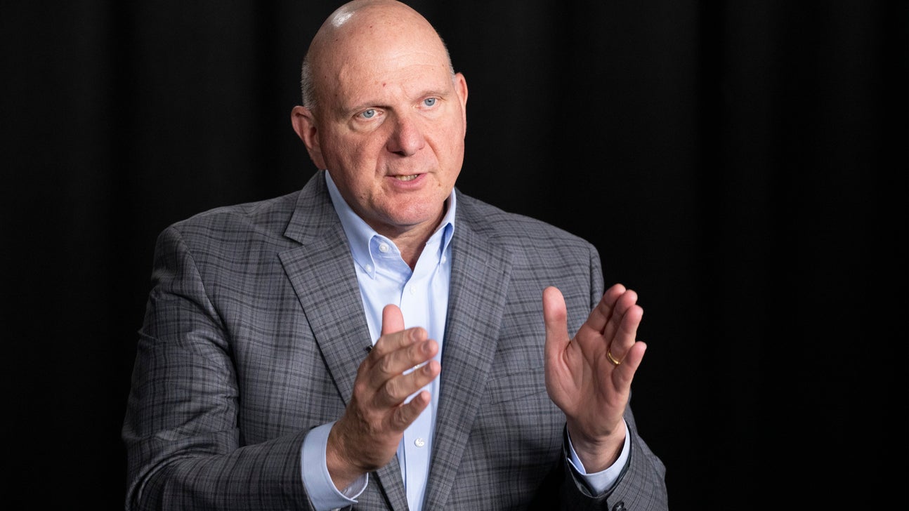 Ballmer to buy Forum, clearing way for new Clippers arena
