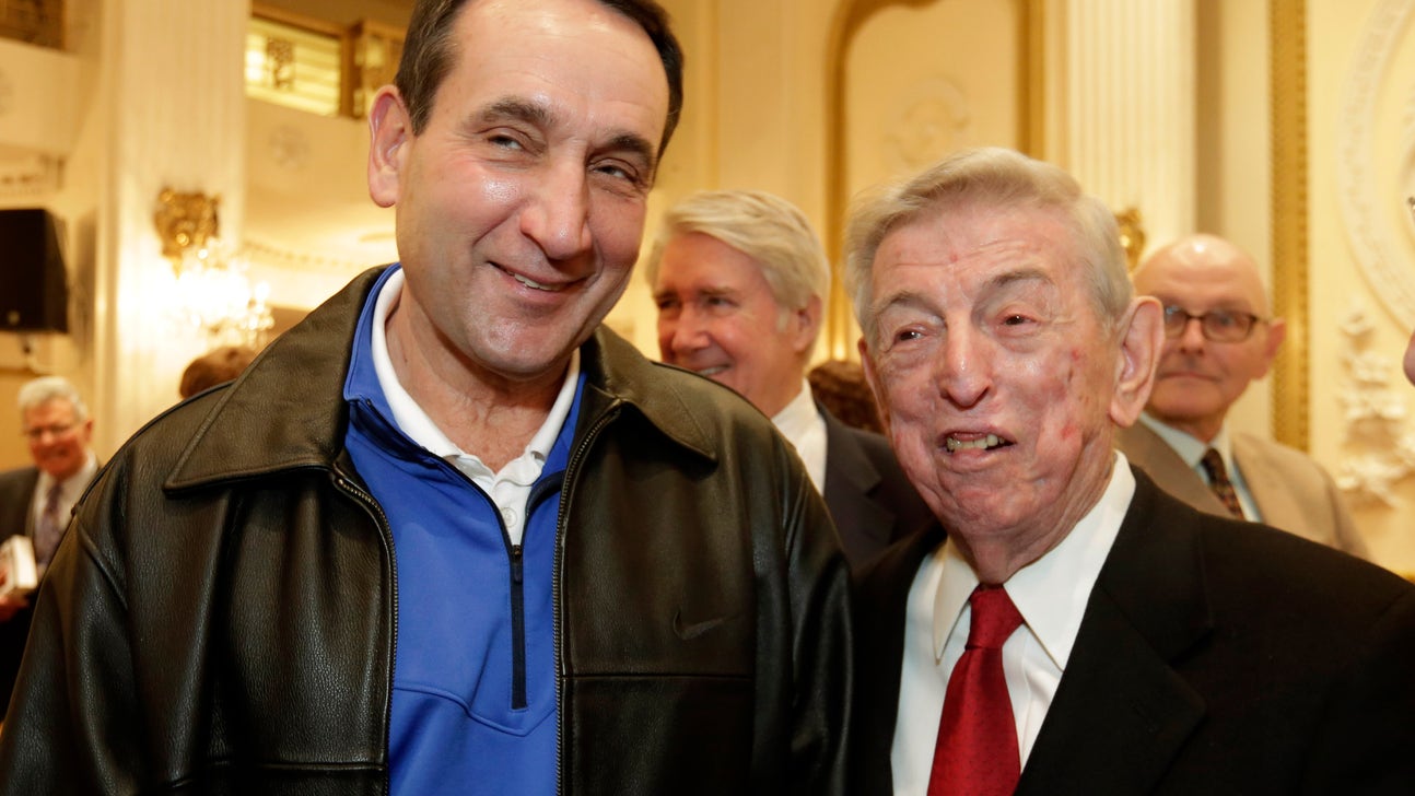 College basketball coaches salute essential COVID-19 workers