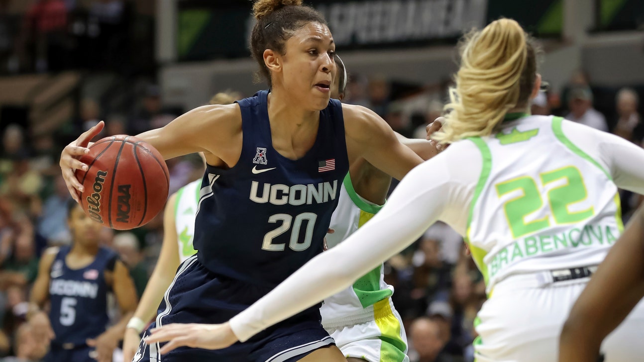 Walker, Nelson-Ododa lead No. 5 UConn over USF 67-47