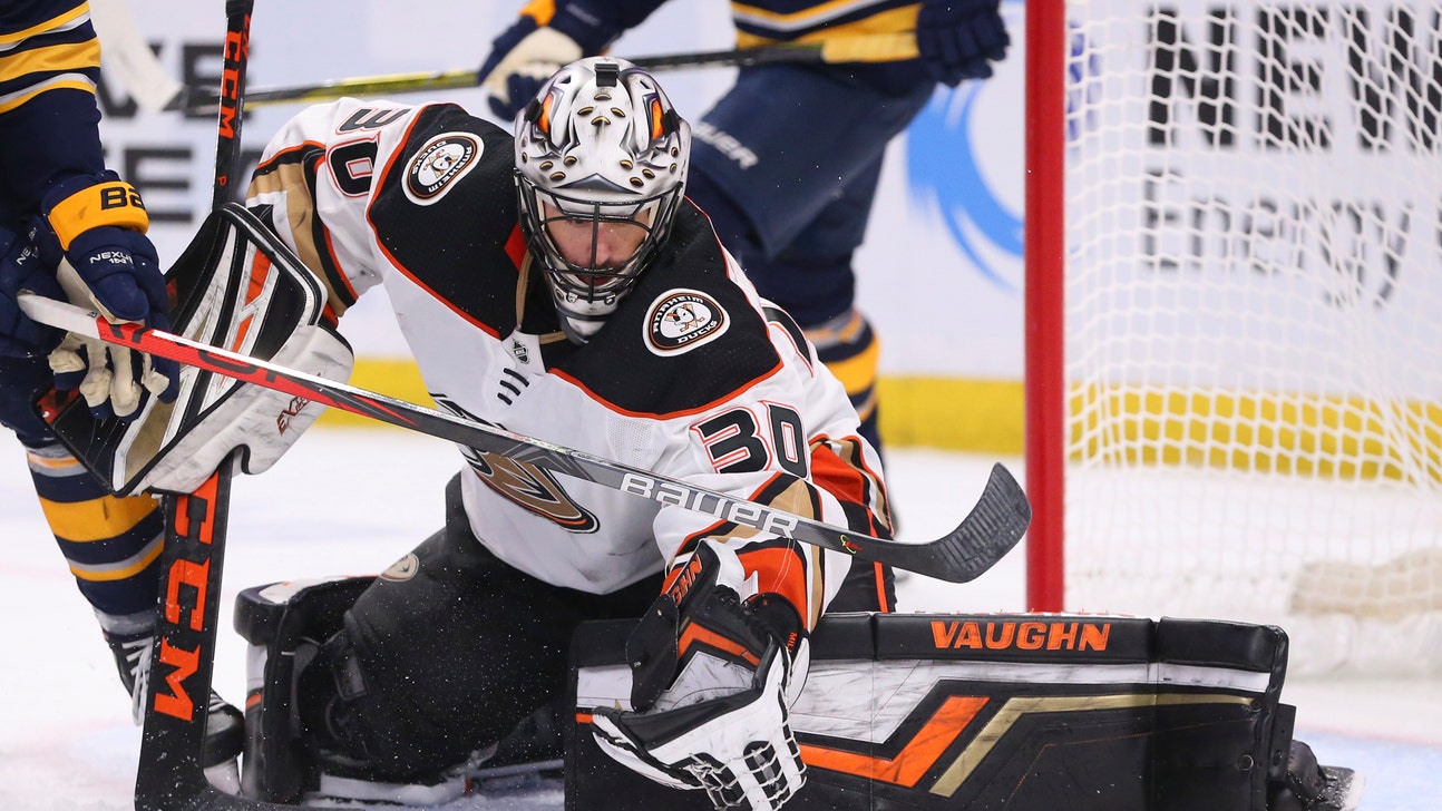 Ducks goalie Ryan Miller at ease entering twilight of career