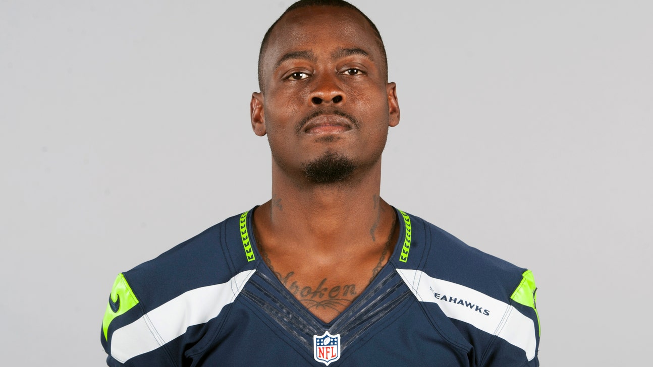 Ex-NFL quarterback Tarvaris Jackson, 36, dies in car crash