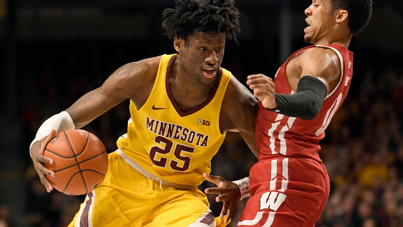 Willis, sharpshooting Minnesota romp past Wisconsin 70-52