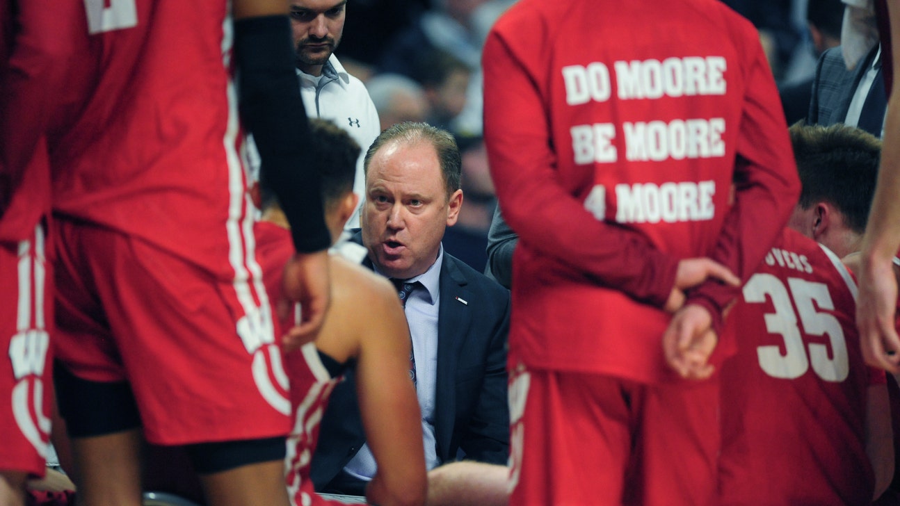 Badgers try to bounce back from bad news with Spartans next