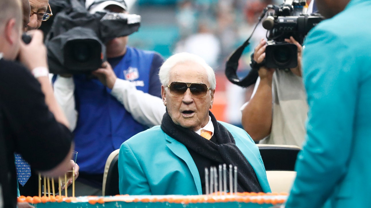 Shula, winningest coach in pro football history, dies at 90