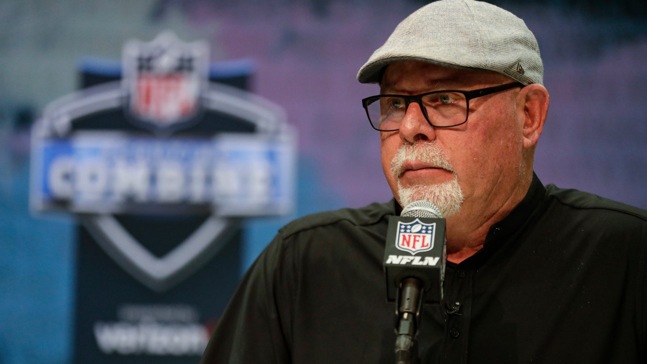 The Latest: Broncos agree to deal with QB Jeff Driskel