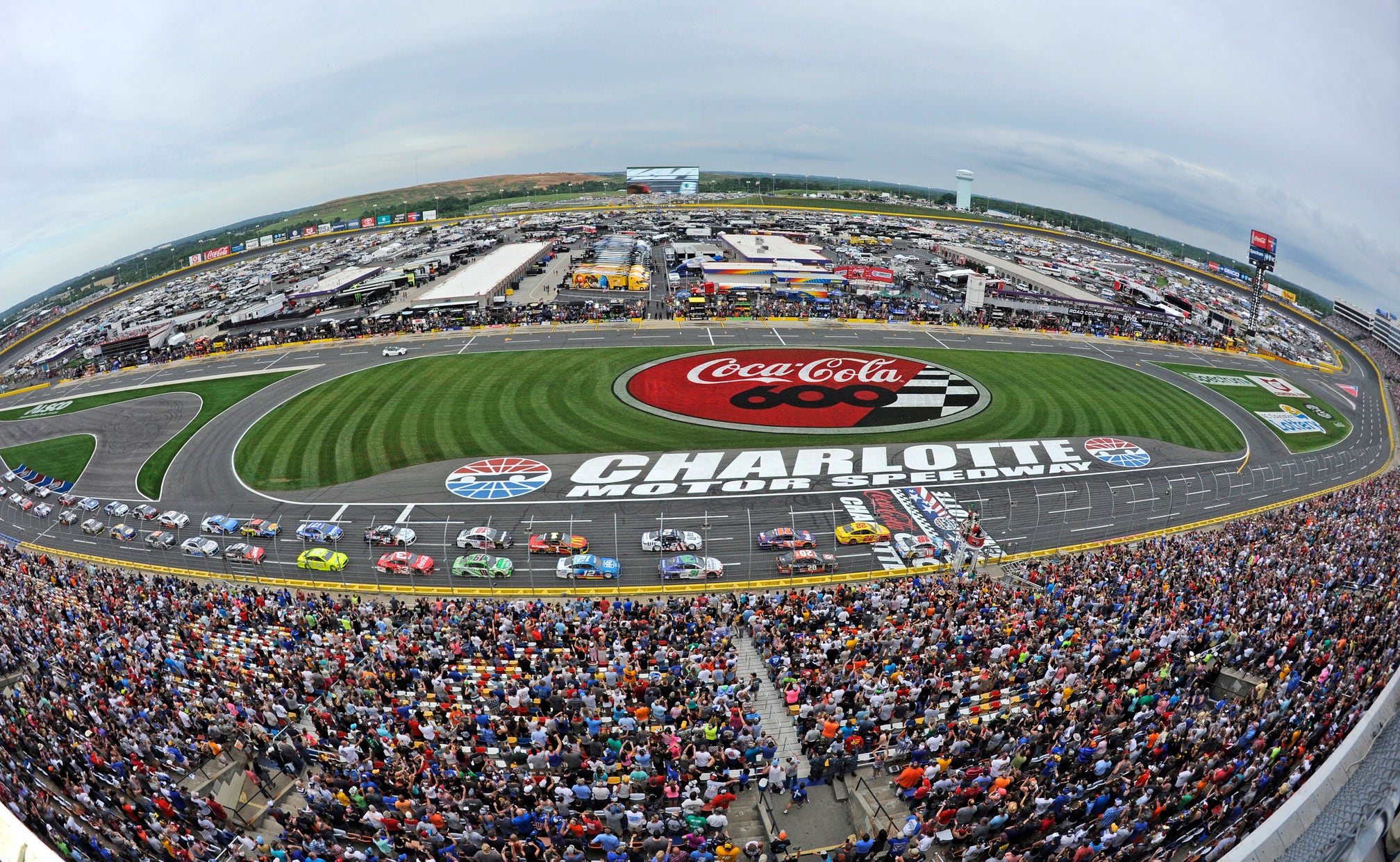 North Carolina governor OKs NASCAR race at Charlotte | FOX ...