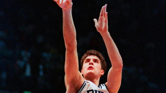 AP Was There: Laettner's shot stuns Kentucky in OT, 104-103