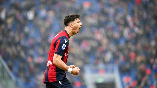 Sassuolo storm Roma 4-2;  João Pedro makes Bryant tribute