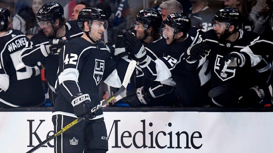 Vilardi scores quickly in NHL debut as Kings defeat Panthers