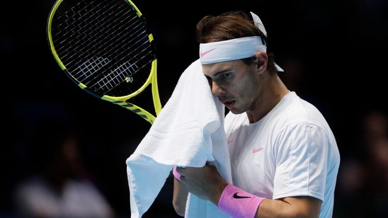 Ball kids to wear gloves, not touch towels at Indian Wells