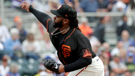 Giants name right-hander Johnny Cueto opening day starter