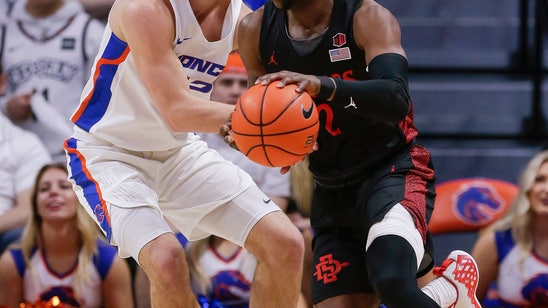 No. 4 SD State beats Boise State 72-55, remains undefeated