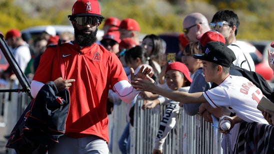 Angels' Goodwin, D-backs' Bradley go to salary arbitration