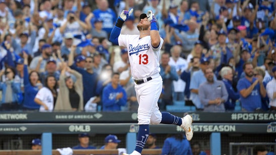 Max Muncy, Dodgers agree to $26 million, 3-year contract