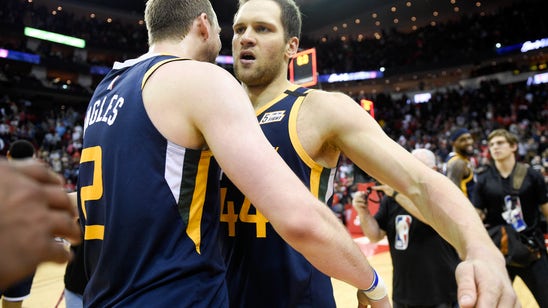 Bogdanovic's 3 at buzzer gives Jazz 114-113 win over Rockets