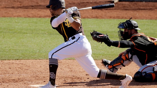 Padres counting on Pham to be part of lineup's 'heartbeat'