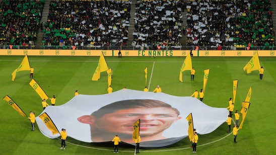 Nantes fans remember Sala; Neymar pays tribute to Bryant
