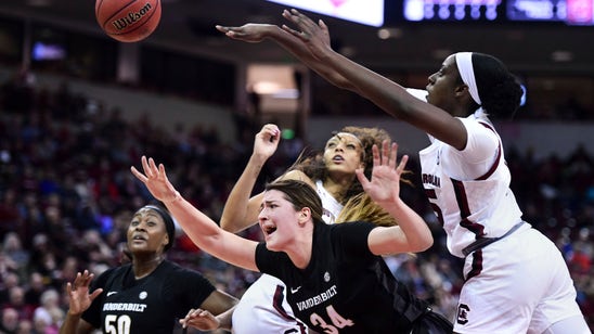 No. 1 South Carolina pounds Vandy 95-44 for 19th straight