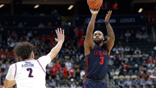 Obi Toppin's 22 points help No. 7 Dayton hold off Duquesne