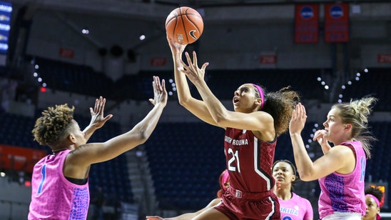 No. 1 South Carolina routs Florida for 22nd straight victory