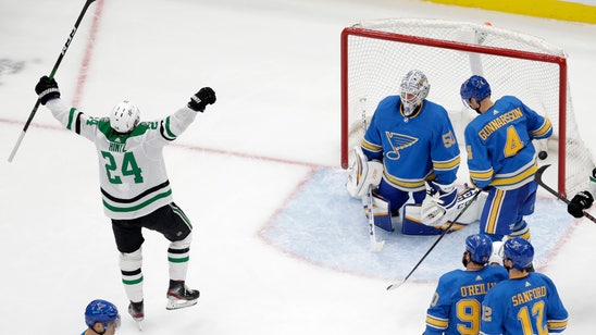 Hintz scores 2, Dallas beats St. Louis 3-2 in overtime