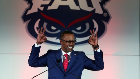 Column: Shame on college football for lack of black coaches