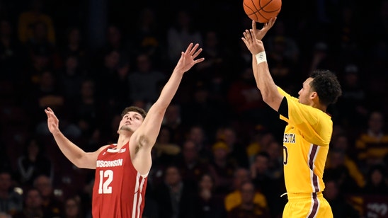 Gophers, Willis hope guard keeps going after breakout game