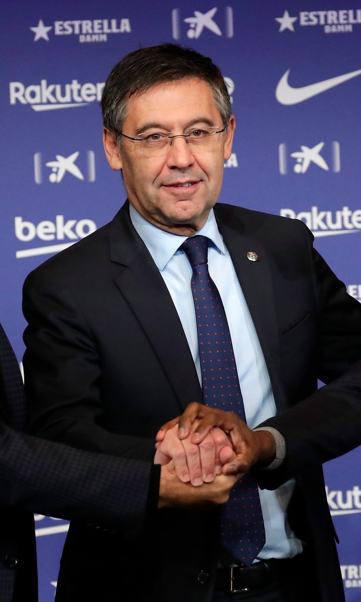 Barcelona president under pressure after 6 officials ...
