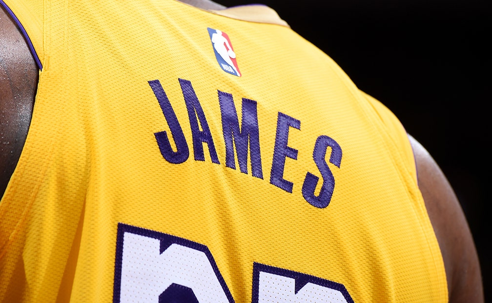 Lebron Opts Not To Make Statement Fox Sports