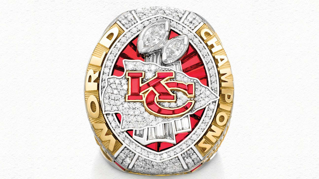 Chiefs Show Off New Bling