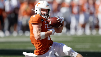 Next Story Image: College Football's Top Plays: Week 13 - Friday