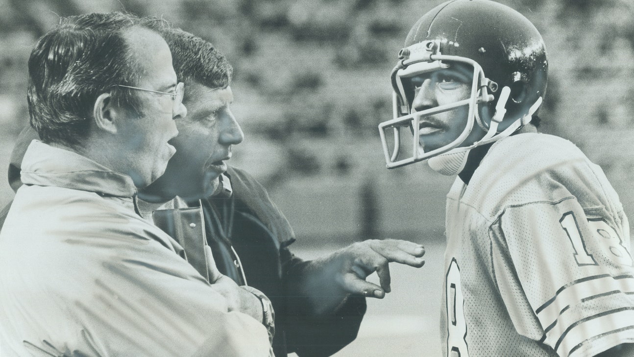 Chuck Ealey deserves to be in the College Football Hall of Fame