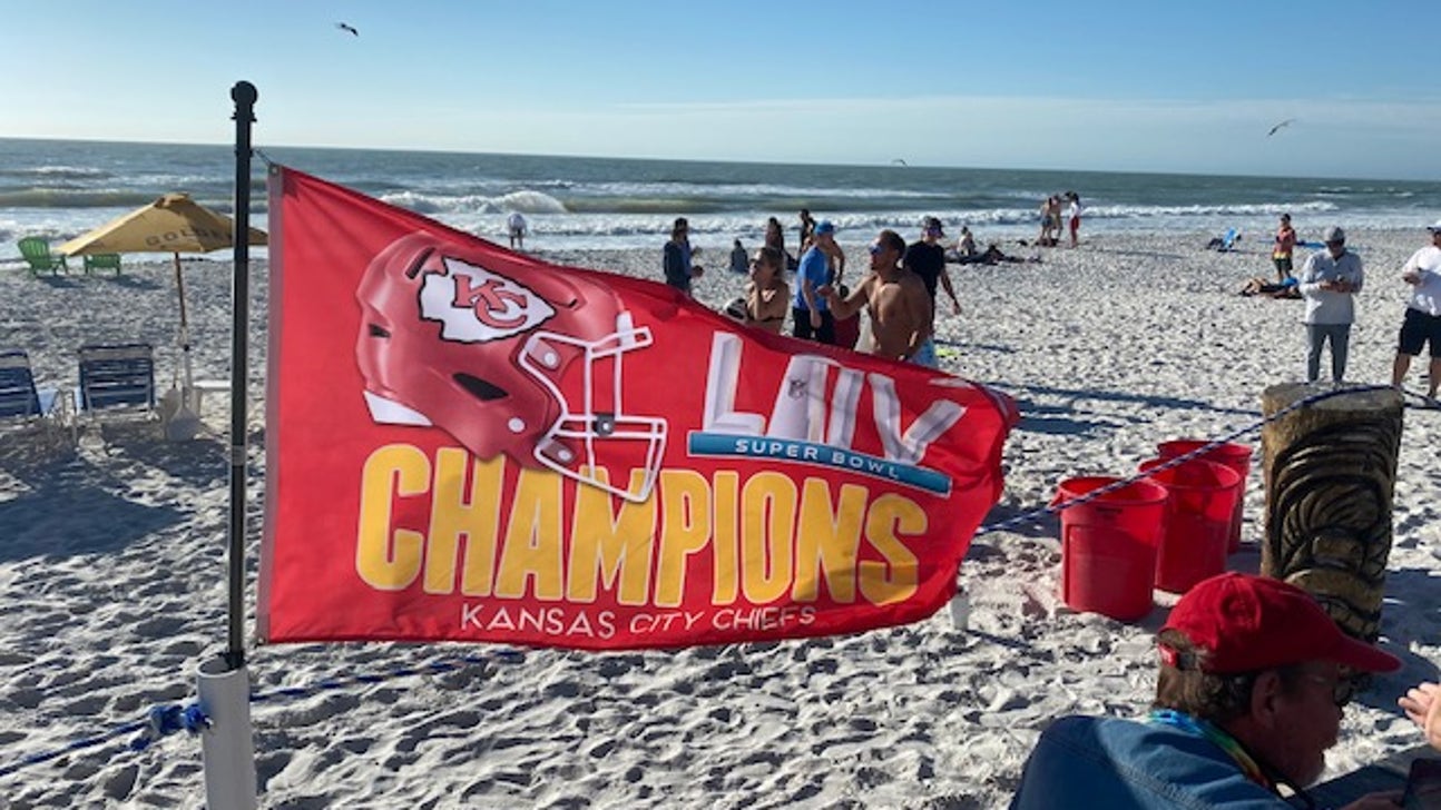Kansas City Chiefs fans flood Tampa ahead of Super Bowl LV