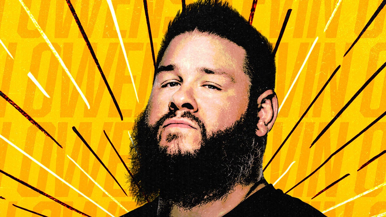 Kevin Owens on feud with Roman Reigns, jumping off a pirate ship, and Stunners