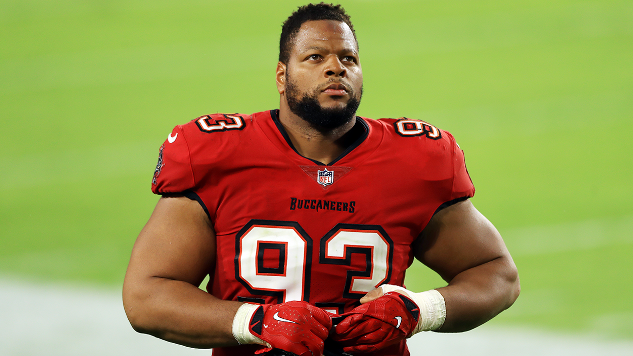 Tampa Bay Buccaneers defensive end Ndamukong Suh joins Shannon Sharpe on 'Club Shay Shay'