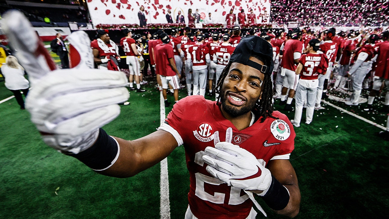 Najee Harris wins Alabama pro day from the sidelines
