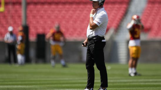 Clay Helton continues to adapt approach with USC Trojans