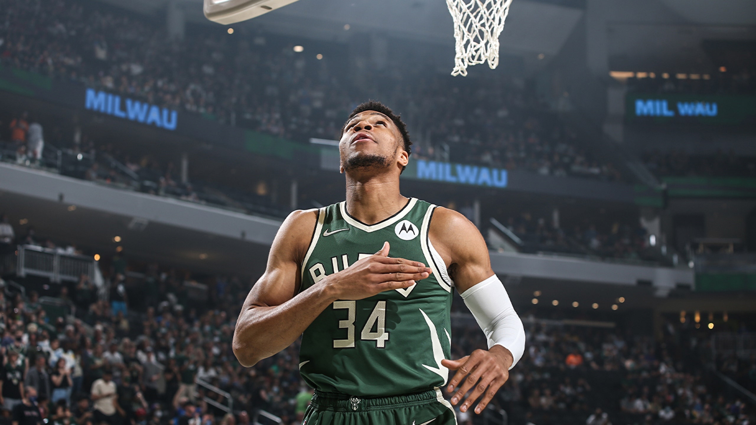 NBA Playoffs: Top moments from Atlanta Hawks vs. Milwaukee ...