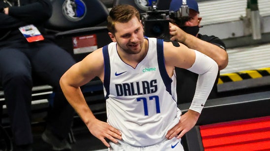 Luka Dončić's ailing neck driving discussion ahead of Game 5 of Mavericks-Clippers