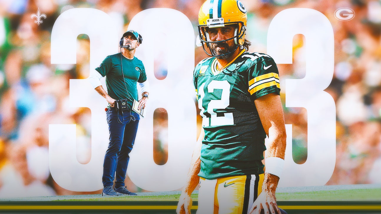 Aaron Rodgers' clunker in Green Bay Packers' blowout loss raises eyebrows