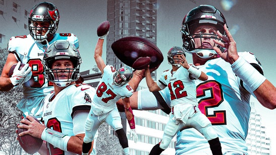 Tom Brady, Rob Gronkowski defying age as Tampa Bay Buccaneers roll early