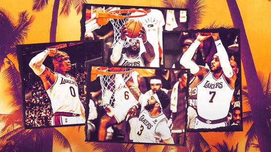 Los Angeles Lakers look like dangerous team in Halloween win over Houston Rockets