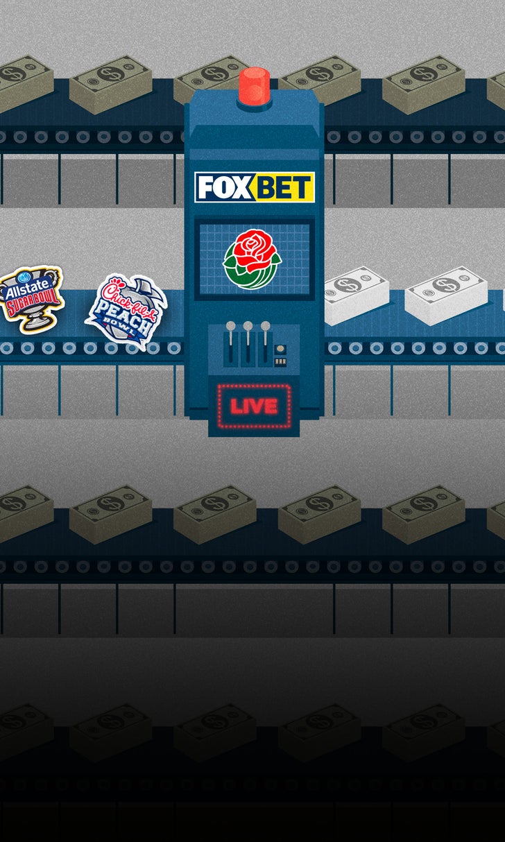 College football odds: How sportsbooks set lines on bowl games