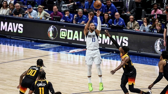 Brunson explodes for 41, Mavs even series with Jazz