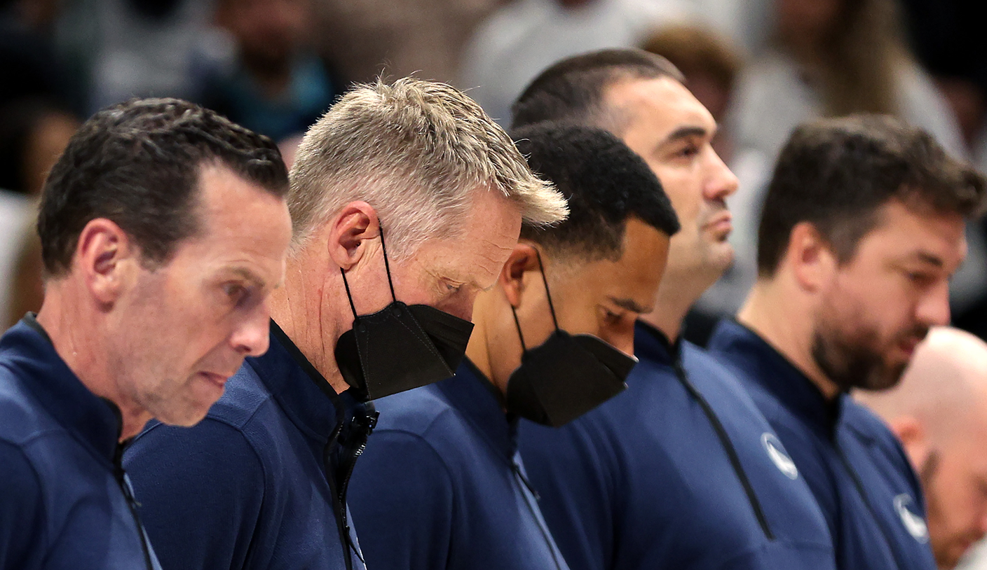 Warriors coach Steve Kerr has emotional response to Texas shooting